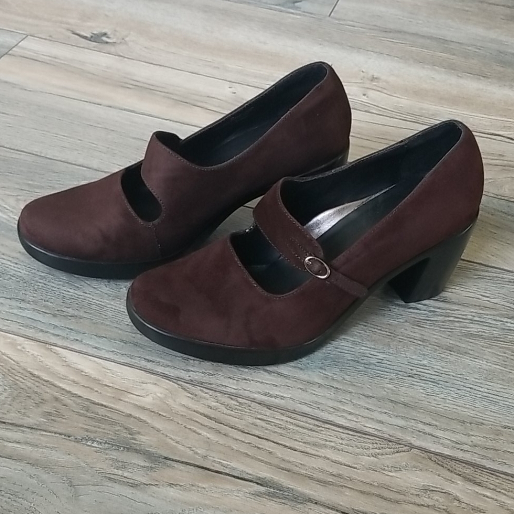 Dansko Brown Suede Mary Jane Heels, Size 38